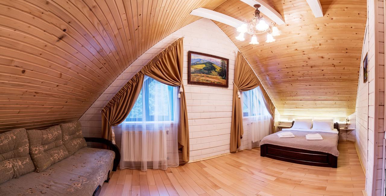 Лісовий Маєток Slavske Camera foto
